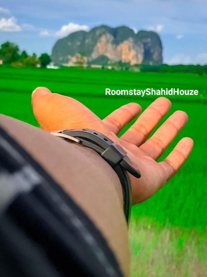 Roomstay Shahid Hou'Ze كانجار المظهر الخارجي الصورة